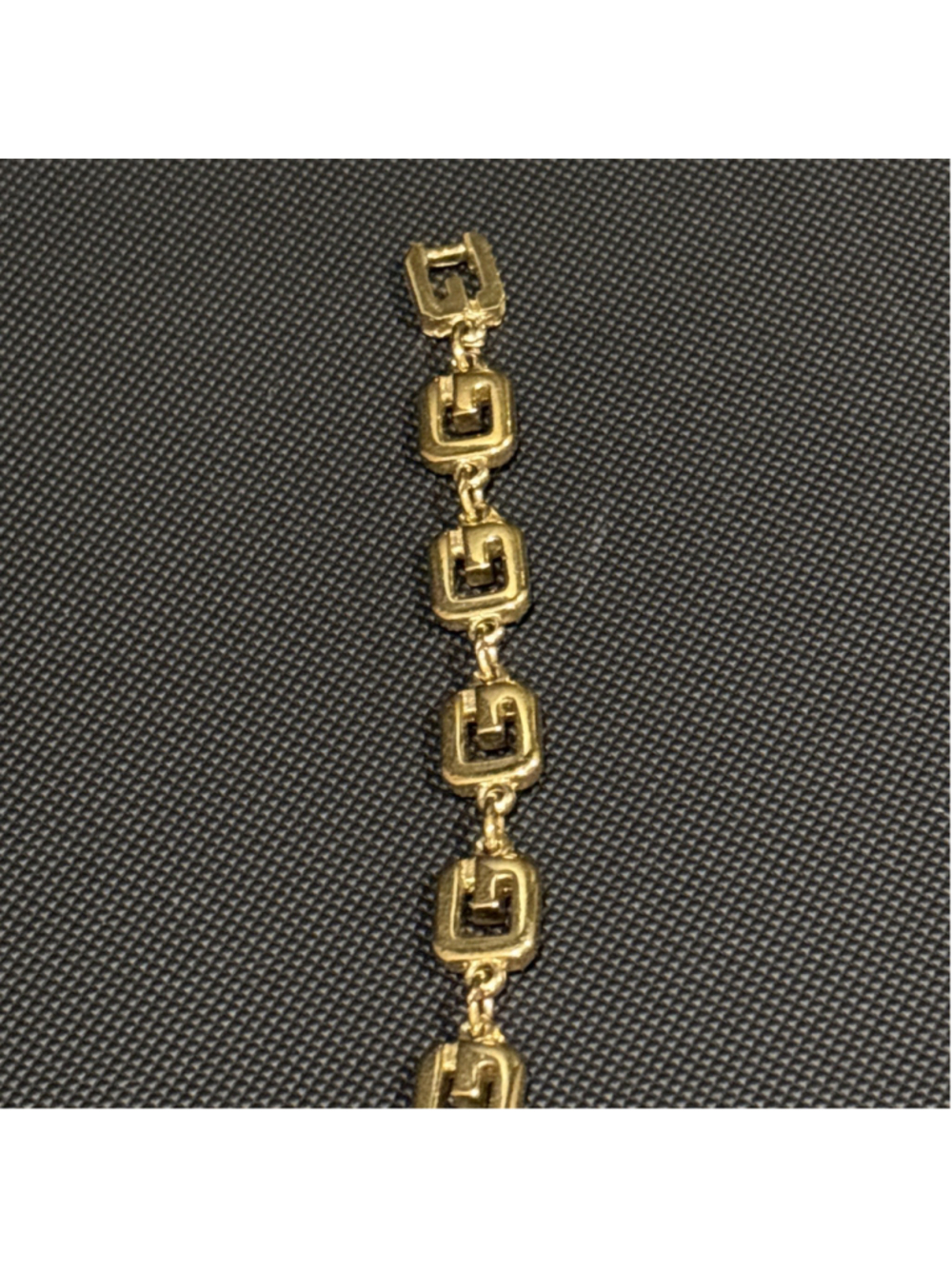 GIVENCHY G Logo Women Unisex Necklace Gold 39cm Used - Picture 11 of 12